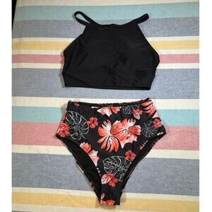 NWOT High-Neck Bikini Set – Floral & Black (Size S)